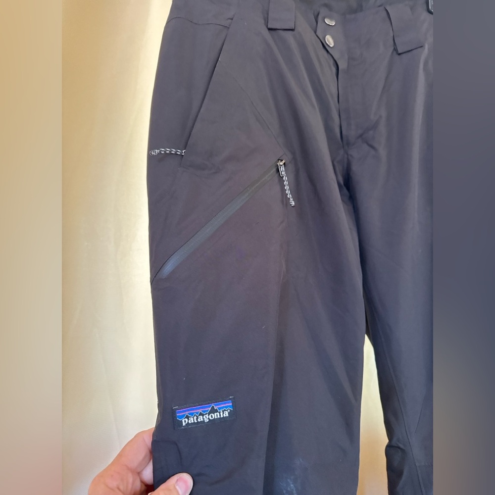Patagonia Men’s Small Black Ski Snow Pants Waterproof Insulated Outdoor Like New - Picture 3 of 4